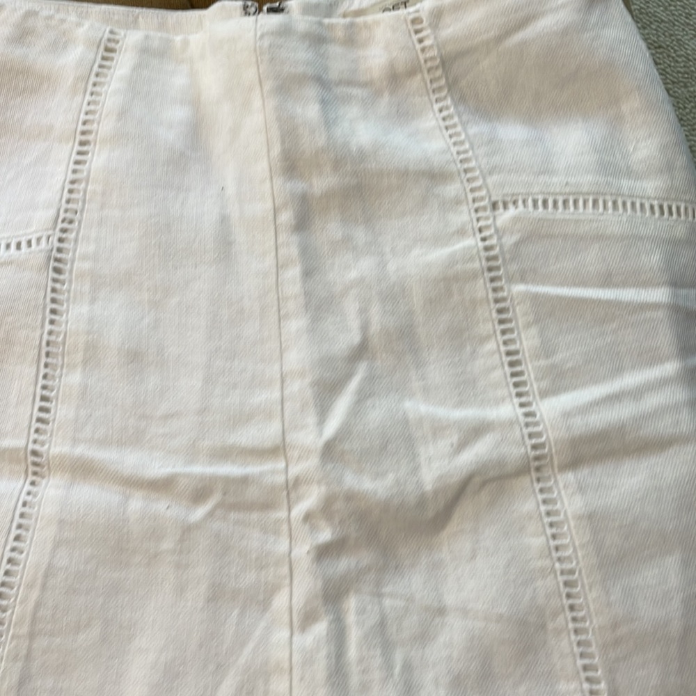 Beautiful skirt size 4p loft - Picture 3 of 14